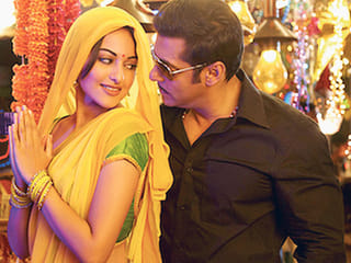 Salman Khan’s ‘Dabangg’ turns 10: Sonakshi Sinha, Arbaaz Khan thank fans
