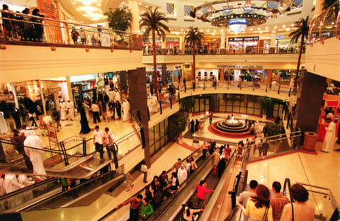Dubai gears up to shop around the clock