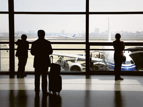 A China Southern Airlines plane takes off at Shanghai’s Hongqiao International Airport. China, along with India, has
been among the fiercest opponents of EU legislation that requires all airlines to offset carbon emissions.