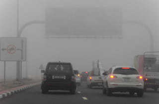 Heavy fog causes major traffic delays across UAE, authorities urge caution