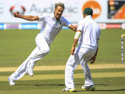 Soth Afrcia played Pakistan in Dubai at Dubai Sports City in 2013
