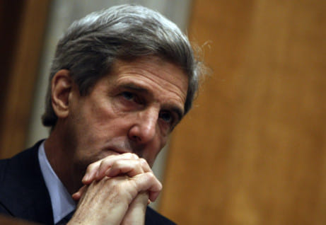 US mulls aiding Islamist groups