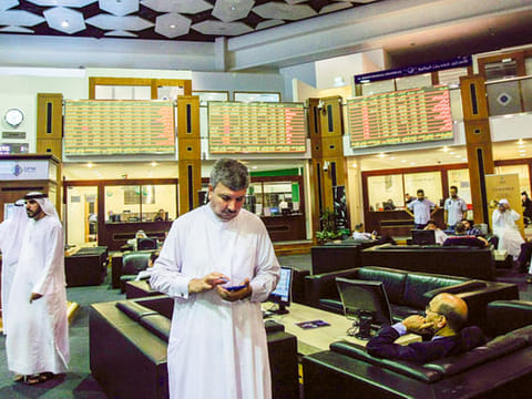 UAE shares decline ahead of Wednesday’s Expo decision