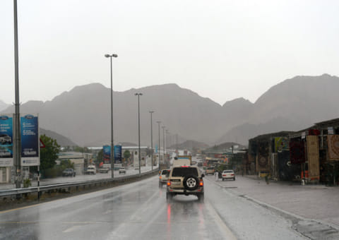 Fujairah Police step up patrols amid winter rainfall to ensure road safety