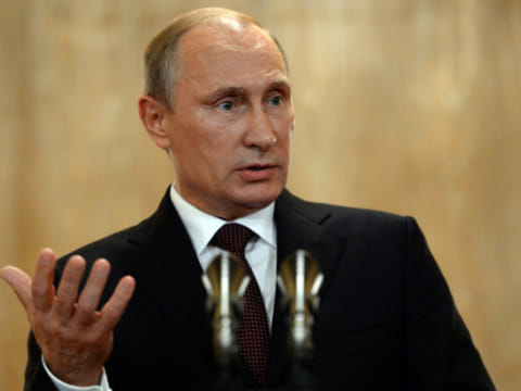 Putin’s economic bubble bursting