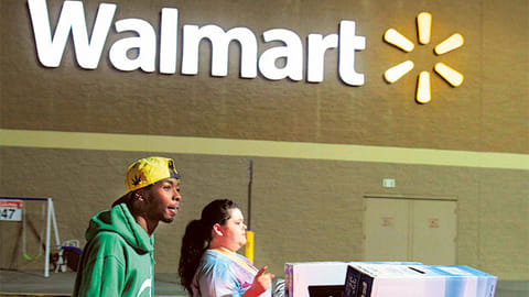 Wal-Mart, strikers wage war of words ahead of Black Friday