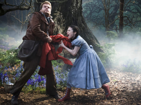 Sneak Peek with Kenny & Daisy: Into the Woods, Annie and more