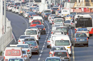 UAE morning traffic snarls: Dubai and Sharjah commuters face delays