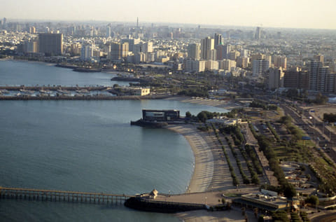 The Kuwait Fire Force’s Maritime Rescue Department recovered the dead body of a child that was found on the sea shore besides Kuwait Towers.