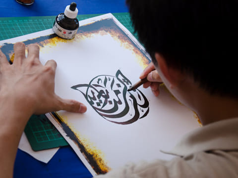 Colloquial Arabic - a theat to the language?