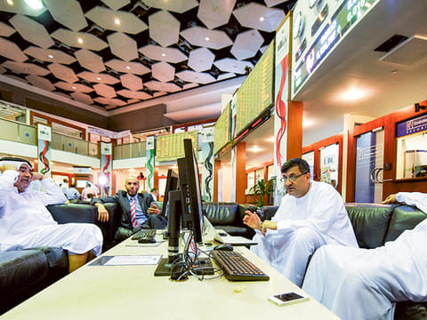 Dubai index up 2% as oil bounces