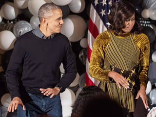 Barack and Michelle Obama score a hit with ‘Leave the World Behind’