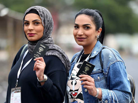 Last month, the Kuwaiti army opened registration for women wishing to join it, stirring up a controversy over the step. Opponents said the enlisting contradicts the Islamic Sharia law and Kuwaiti traditions.