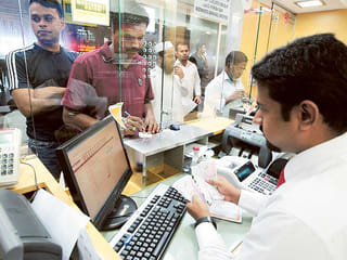 5 cheapest places to send money to from UAE