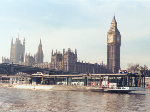 Britain needs a written constitution