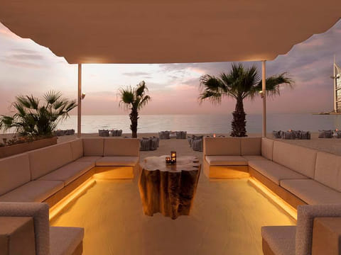 Jumeirah/ Shimmers