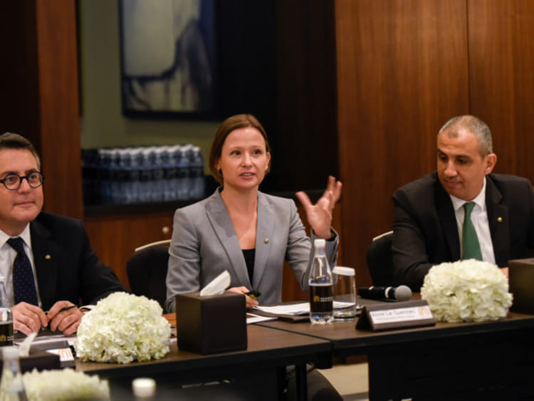 1.2108735-3651606894