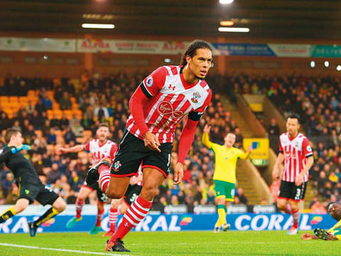 Chelsea lead race to sign £50m Van Dijk