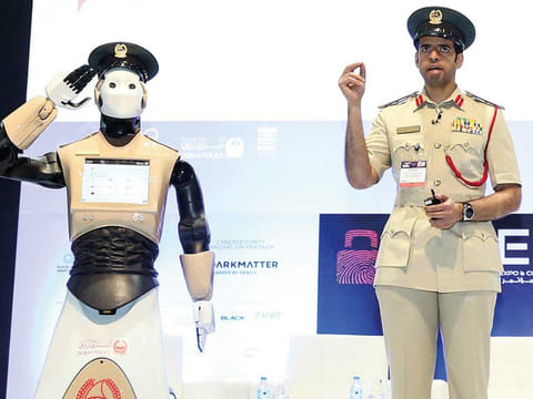  Dubai Police