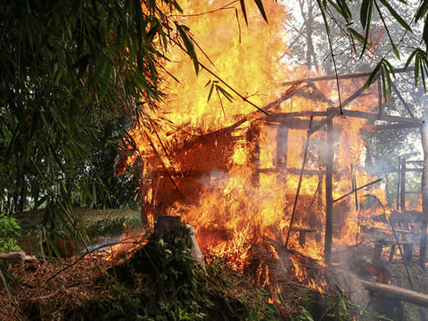 'Rohingya children thrown into burning houses'
