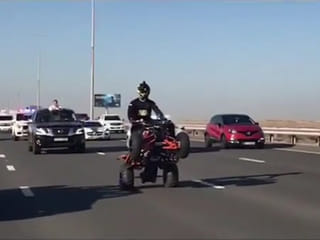Dubai Police just broke a record: 60km on rear wheels of dune buggy