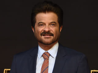 Coronavirus: Indian PM Modi lauds Bollywood stars and more 