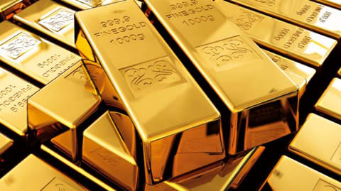 On November 5 alone, more than 2 tonnes of gold and gold jewellery got sold in the UAE, and of these bars and coins could have made up between 10-15 per cent. 