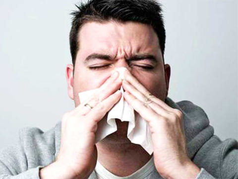  UAE doctors have renewed their call to residents to get vaccinated against the flu.