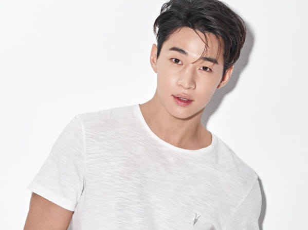 Henry Lau
