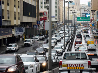 Rain causes havoc on UAE roads, traffic accidents 