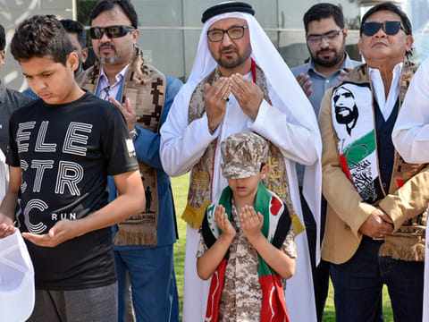 Sharjah Government staff gathered at Sharjah Flag Island for one minute silence to express the respect for the UAE Army defending the UAE, and honoured the sacrifices who lost their lives while defending the brotherly country, Yemen, on the occasion of the annual Commemoration Day.