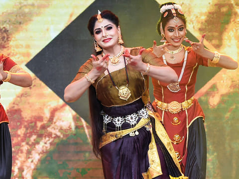 Asha Sharath on stage .