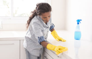 What are the rights of a domestic worker in the UAE?