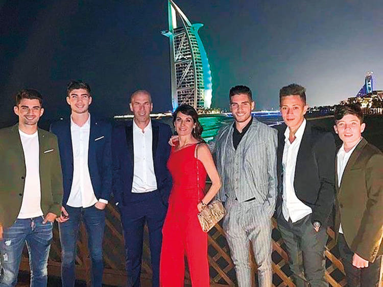 Zinedine Zidane and family 181227