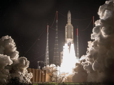 Al Yah Satellite Communications Company announced that its Mobile Satellite Services (MSS) subsidiary, Thuraya Telecommunications Company (Thuraya) has secured long-term agreements with a global service provider.