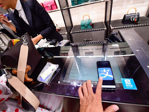 Digital's gaining... And cash is in retreat. Online payment ways will continue on its exponential growth as contactless transactions go mainstream.