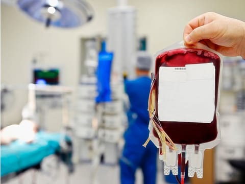 635 blood donation campaigns were launched last year and that 11,118 blood units were distributed to private sector hospitals