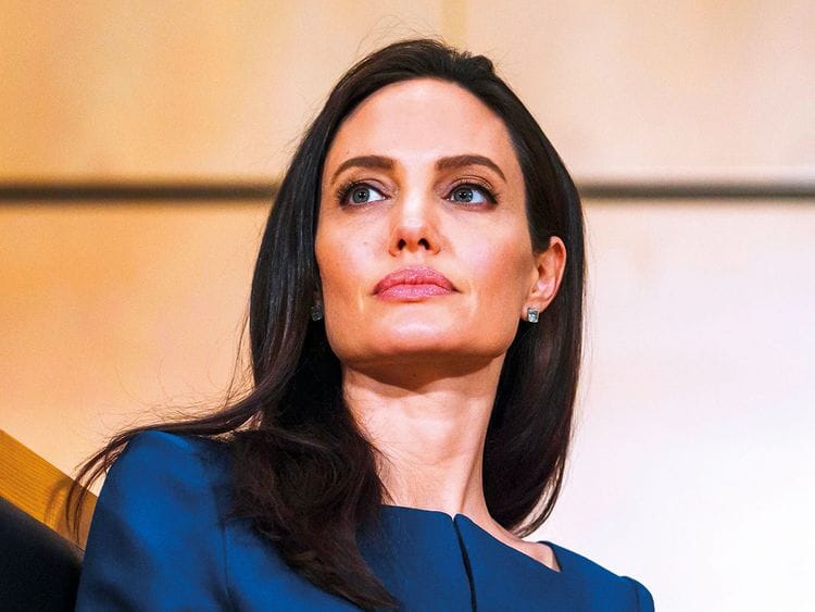 190114 Angelina Jolie 2