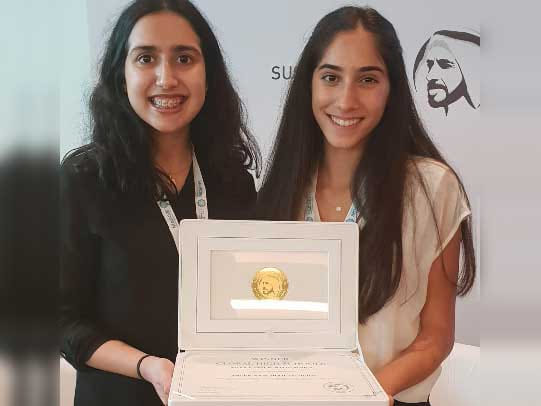 Aleena Abbas & Yasmin Gulamhusein 01