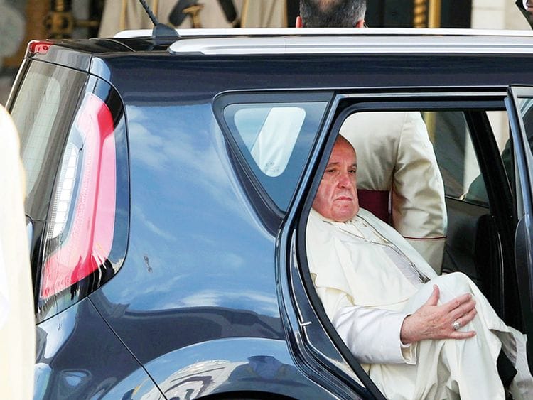 190203 pope francis emerges