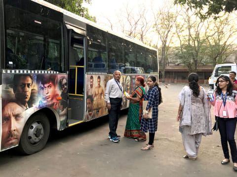 The two-hour Mumbai Filmcity guided tour includes a visit to the famous locations such as Helipad, Lake, Court, Church, Temple, Reserve Garden and Khandala Bridge. 
