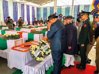 India withdraws favoured status for Pakistan