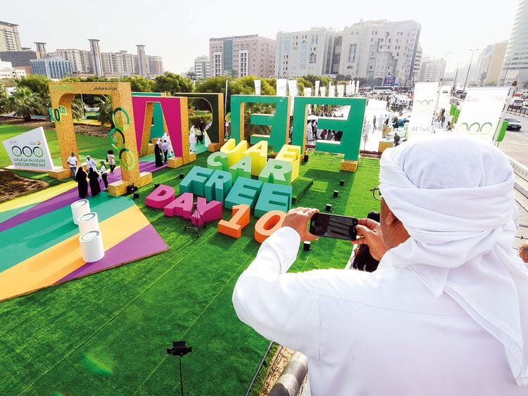 People throng the environmental exhibition
