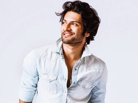  Ali Fazal