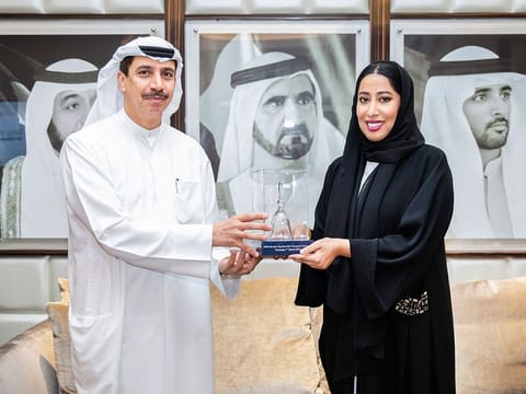 Mona Al Merri rang the Dubai Financial Market Gender Equality bell on the occasion of International Women’s Day.