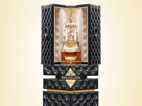 Shumukh perfume