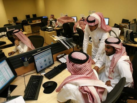 Saud Arabian stocks dropped in early trade on Wednesday in line with other GCC stock markets, but  Saudi's dairy company Almarai extended its gains after acquiring Bakemart in UAE and Bahrain.