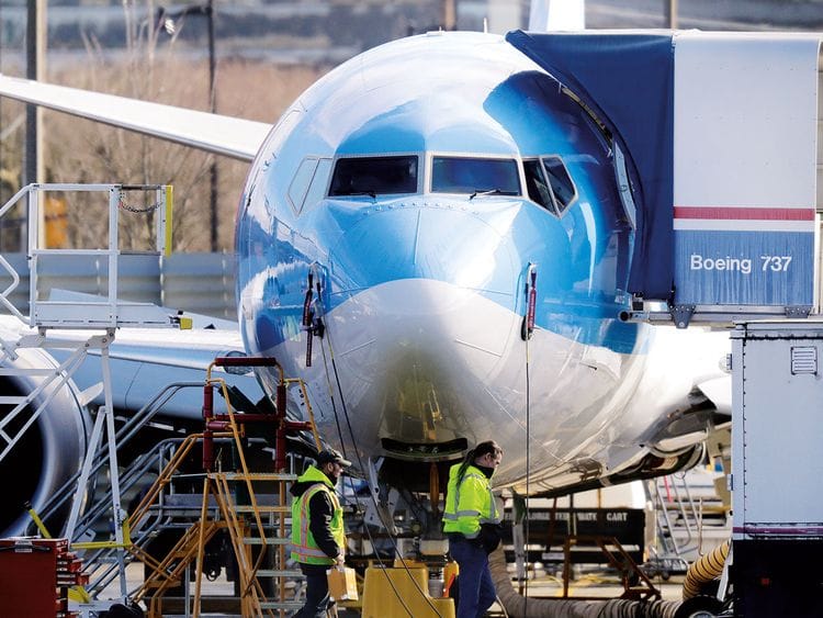 BUS-BOEING-737332-(Read-Only)