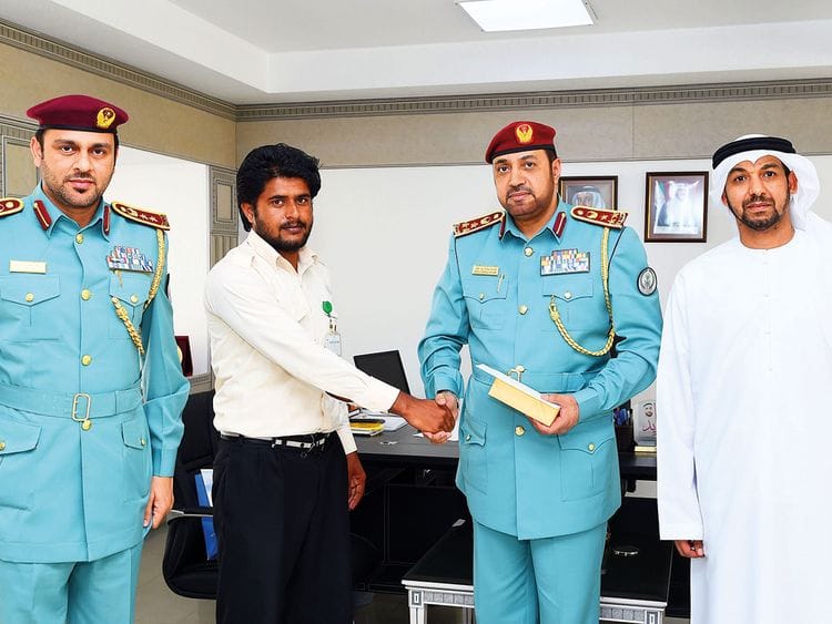 NAT-190326-PAK-POLICE-(Read-Only)