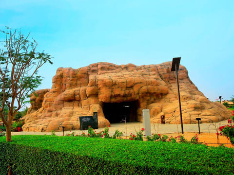 100,000 visit Dubai’s Quranic Park in a week